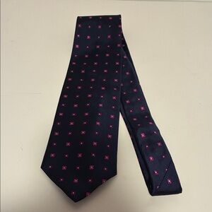 Brooks Brothers Black and Pink Patterned Tie